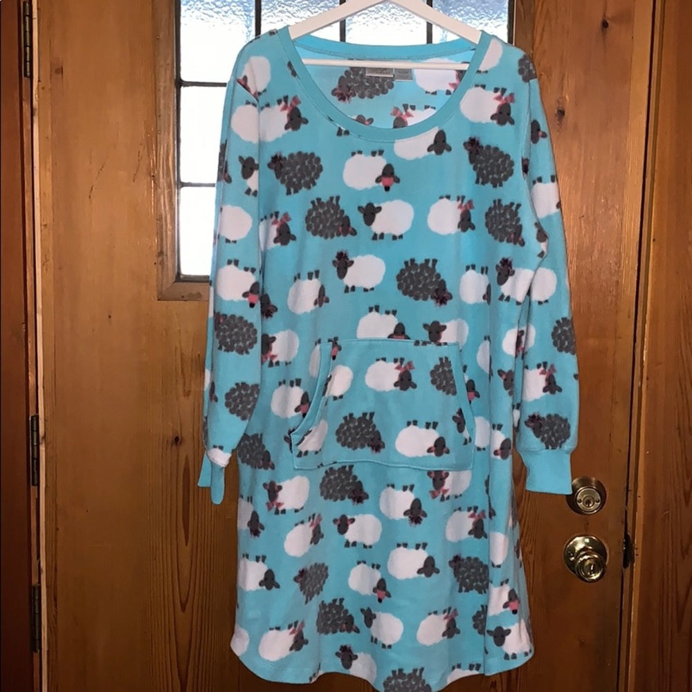 NWOT Soft Sensations Lamb Fleece Nightgown